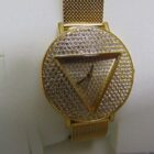 RELOJ DE DISEÑO CON CAJA