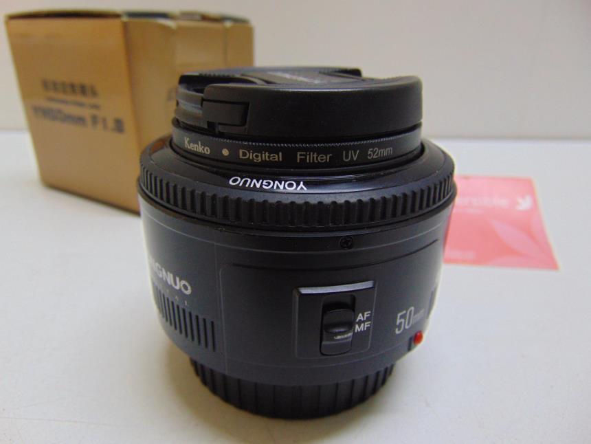 OBJETIVO FOTOGRAFICO CON CAJA