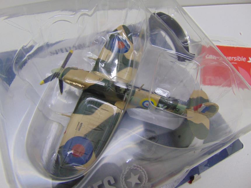 REPLICA DE AVION A ESCALA 1/72 A ESTRENAR
