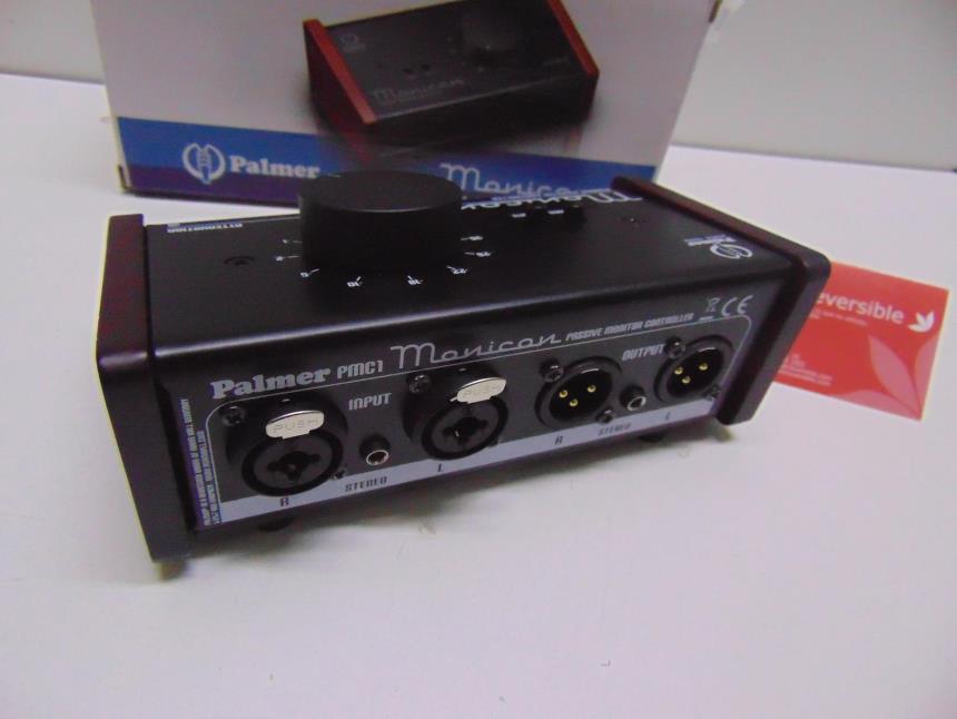 CONTROLADOR DE AUDIO CON CAJA PERFECTO ESTADO