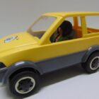 COCHE DE PLAYMOBIL CON ACCESORIOS
