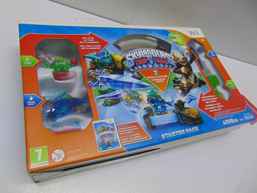 JUEGO DE WII CON ACCESORIOS