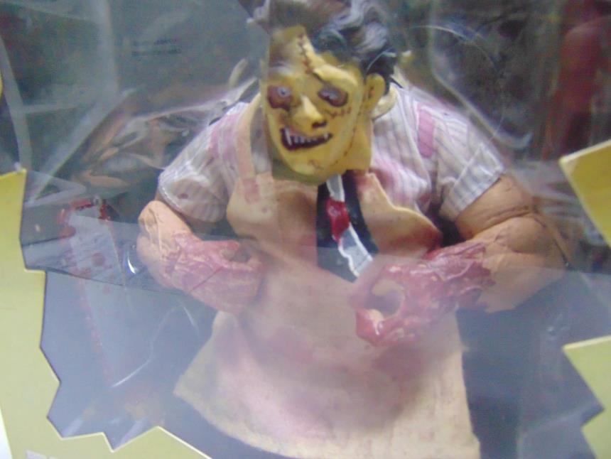 FIGURA DE COLECCION CON CAJA