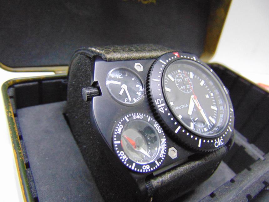 RELOJ DE CABALLERO CON CAJA PERFECTO ESTADO