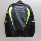 CHAQUETA DE MOTO CON PROTECCIONES SEMINUEVA**