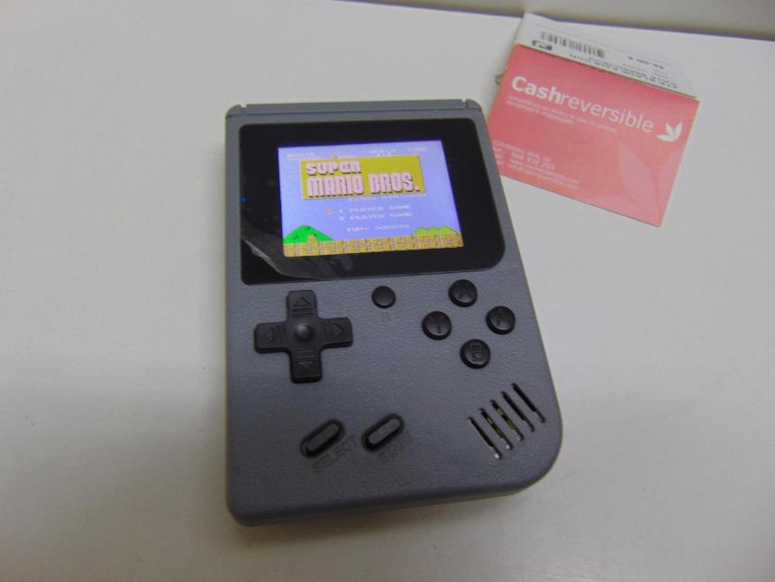 MINI CONSOLA PORTATIL CON CAJA
