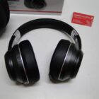 AURICULARES CON FUNDA Y CAJA **