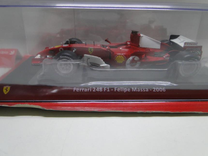COCHE A ESCALA 1/24 NUEVO