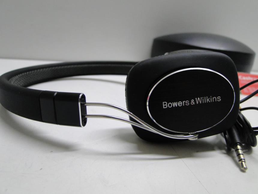 AURICULARES HIFI CON FUNDA
