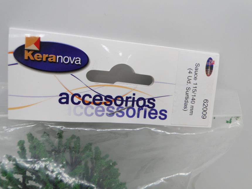 SET DE ARBOLES A ESCALA