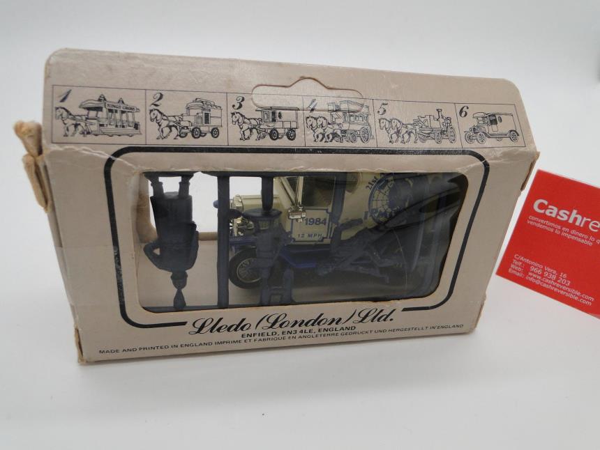 REPLICA DE CAMION A ESCALA 1/64