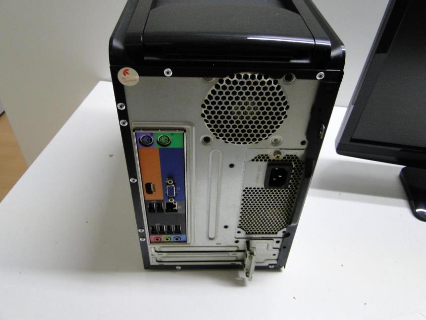 ORDENADOR DE SOBREMESA CON MONITOR 19