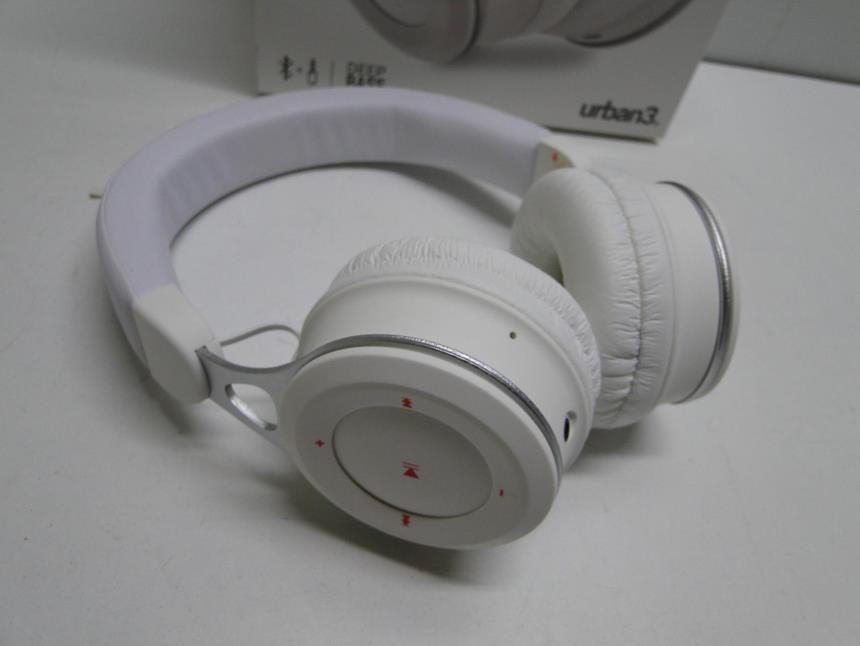 AURICULARES BLUETOOTH CON CAJA *