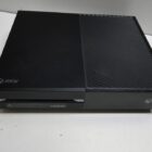 XBOX ONE CON MANDO Y JUEGO