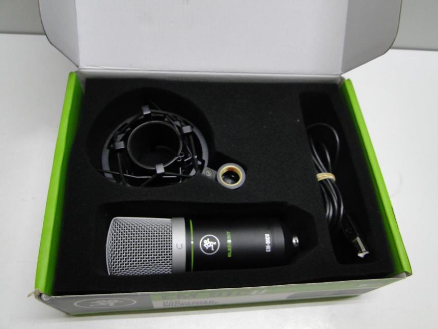 MICROFONO CARDIOIDE USB CON CAJA