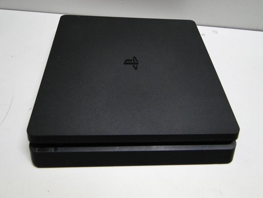 PS4 SLIM CON MANDO