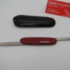 MINI NAVAJA CON FUNDA SEMINUEVA