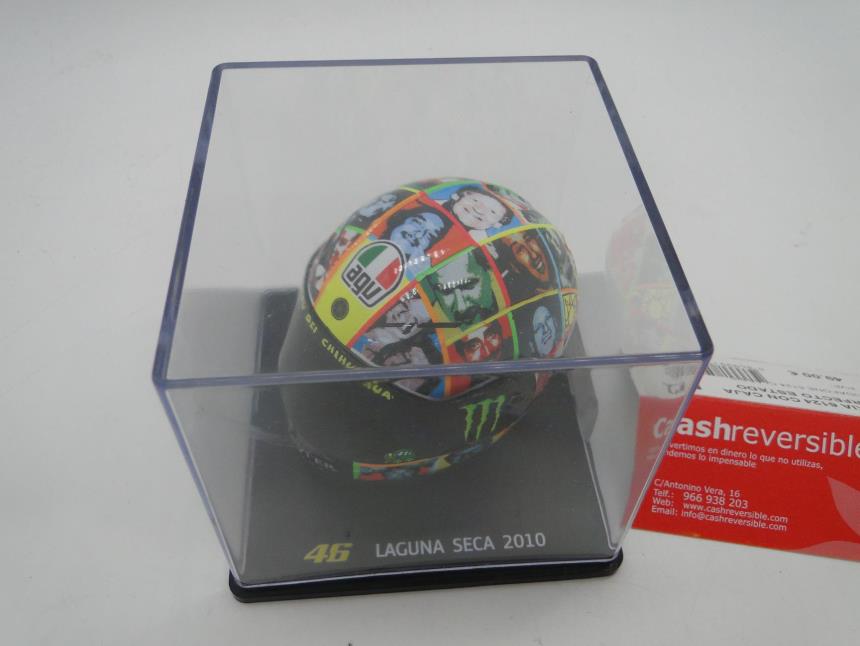 REPLICA DE CASCO A ESCALA