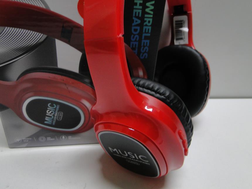 AURICULARES BLUETOOTH RGB CON CAJA SEMINUEVOS