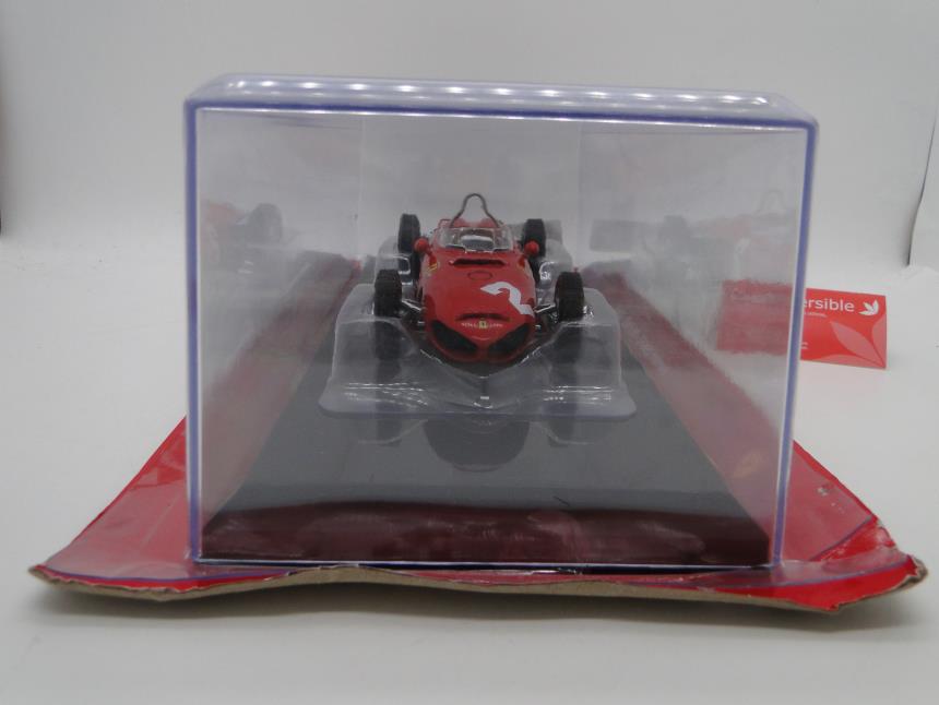 REPLICA DE COCHE A ESCALA 1/24 NUEVO