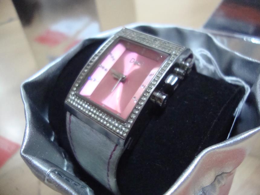 RELOJ DE SEÑORA CON CAJA