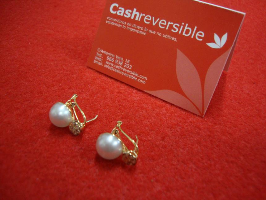 PENDIENTES DE ORO DE 18 K CON PIEDRAS