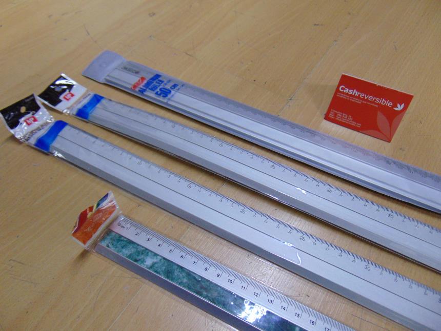 REGLA DE ALUMINIO