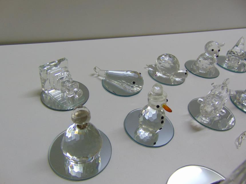 FIGURA DE CRISTAL CON BASE