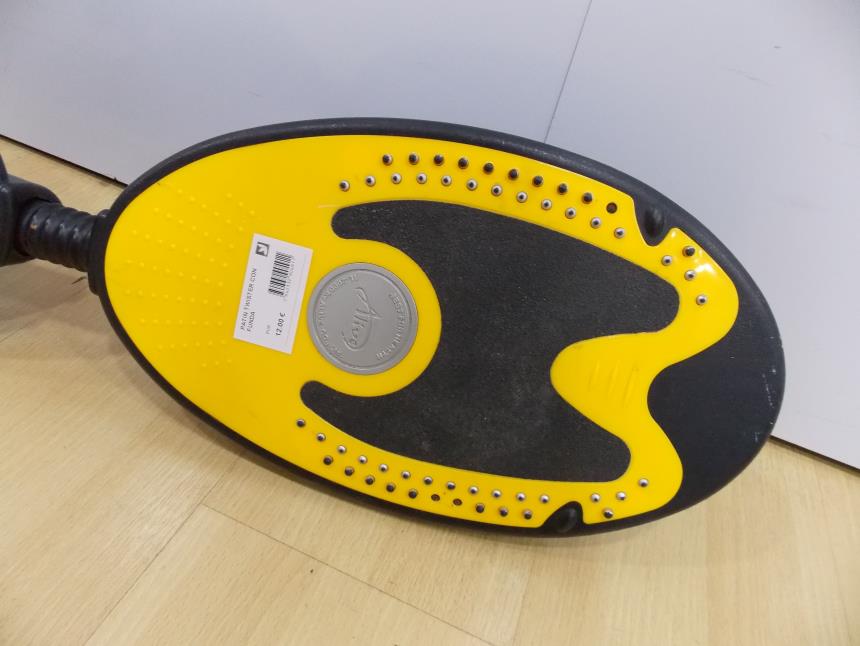 PATIN TWISTER CON FUNDA