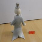 FIGURA DE PORCELANA