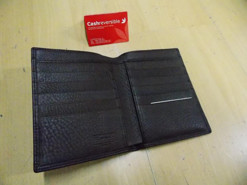 BILLETERA DE PIEL A ESTRENAR