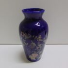 CONJUNTO DE 3 JARRONES DE PORCELANA