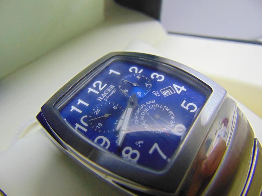 RELOJ DE CABALLERO CON CAJA