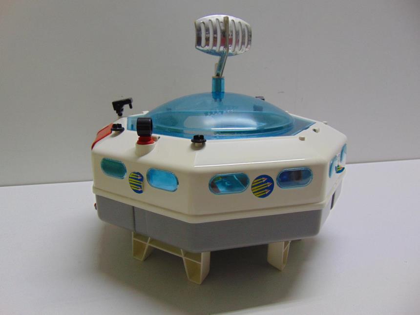 NAVE ESPACIAL CON ACCESORIOS VINTAGE 1980