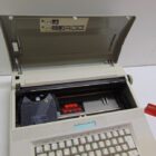MAQUINA DE ESCRIBIR ELECTRONICA