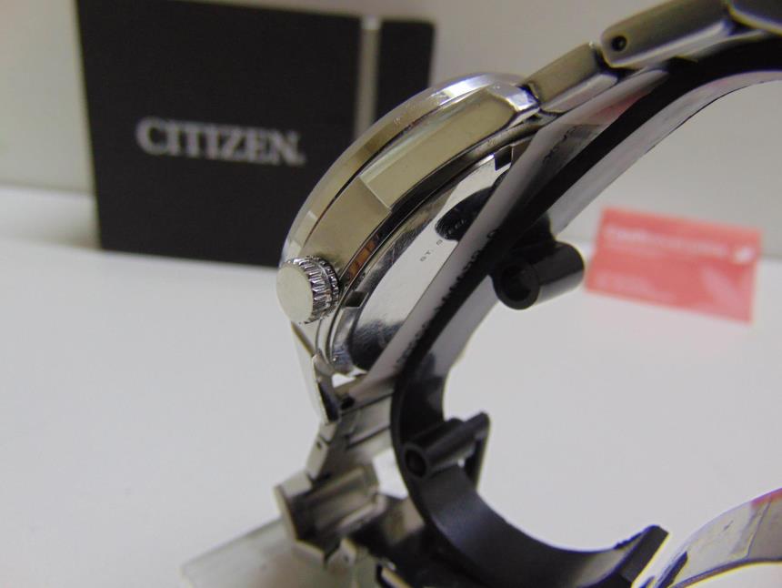 RELOJ DE CABALLERO ECO DRIVE CON CAJA