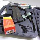 CLAVADORA PROFESIONAL CON MALETA