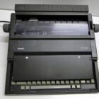 MAQUINA DE ESCRIBIR VINTAGE CON LCD