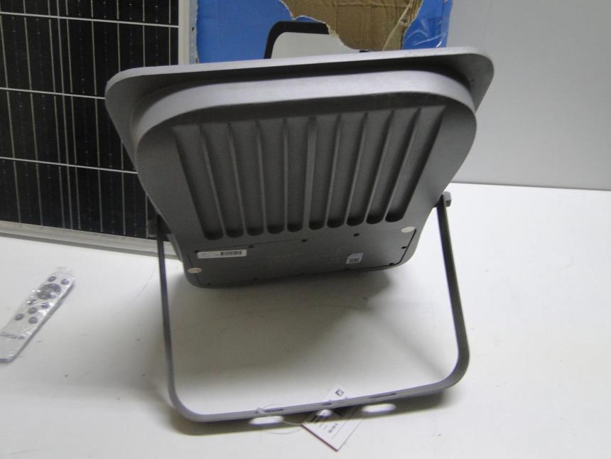 PANEL SOLAR 200W CON CAJA