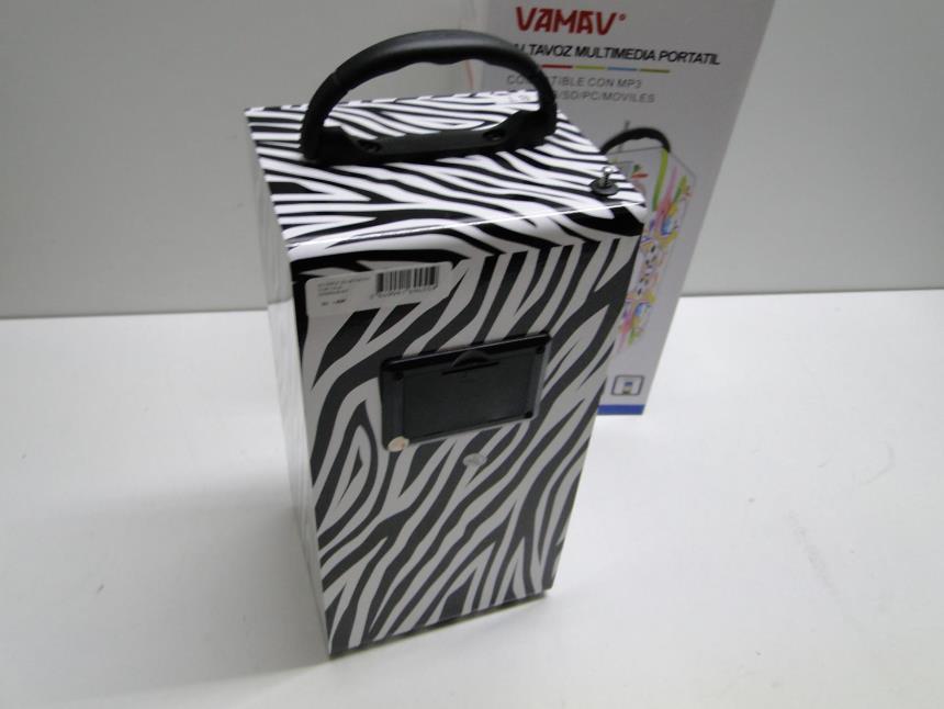 ALTAVOZ BLUETOOTH CON CAJA SEMINUEVO*