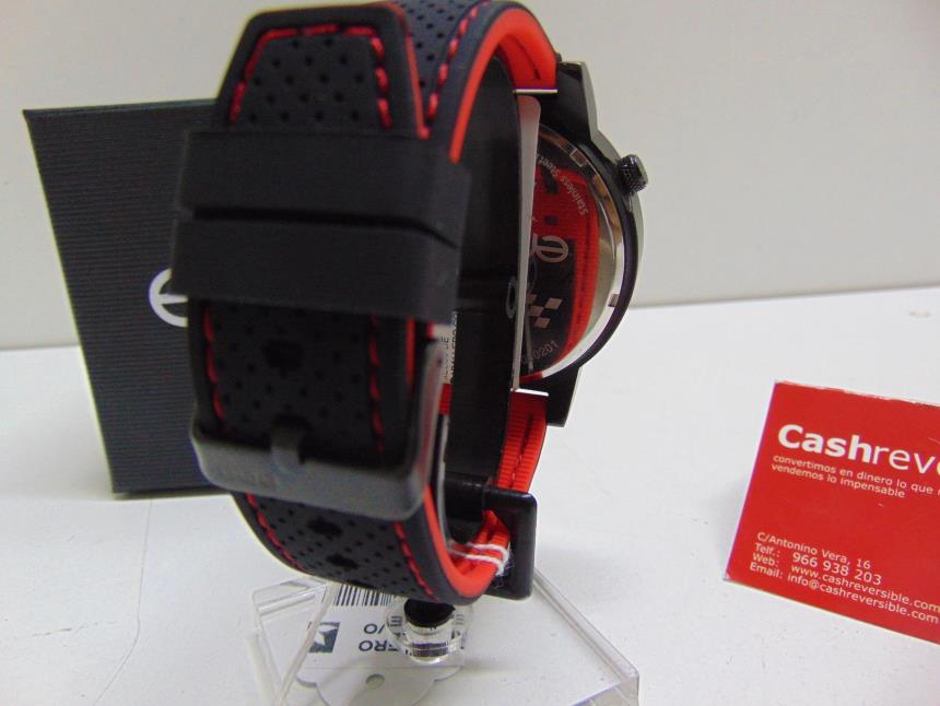 RELOJ DE CABALLERO CON CAJA SEMINUEVO