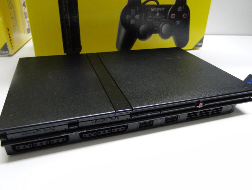 PS2 CON MANDO MEMORY CARD Y CAJA