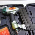 CLAVADORA PROFESIONAL CON MALETA