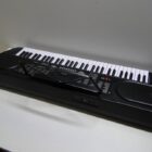 TECLADO CON MIDRO Y TRANSFORMADOR