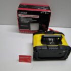 CARGADOR DE BATERIAS 12/24V CON CAJA SEMINUEVA