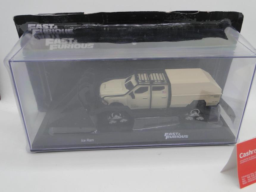 articulos_imagen1_173699.jpg REPLICA DE COCHE A ESCALA