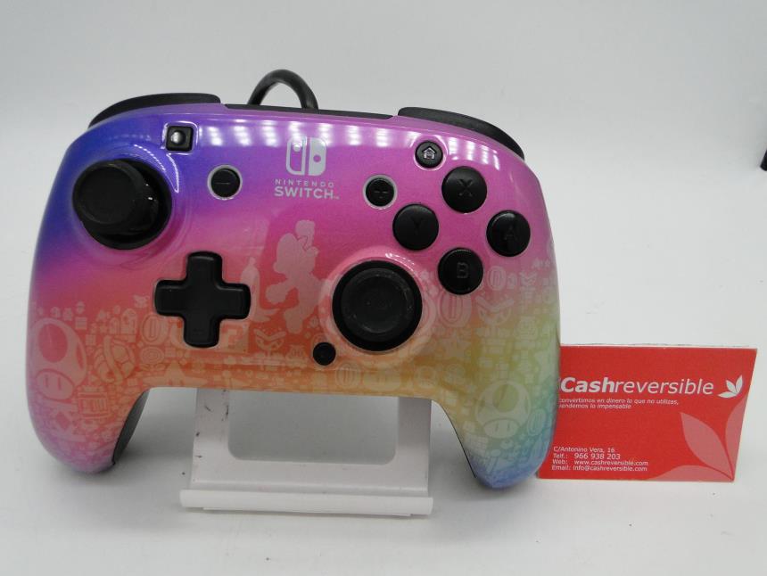 articulos_imagen1_173797.jpg MANDO SWITCH PRO CON CABLE
