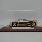 REPLICA DE COCHE A ESCALA