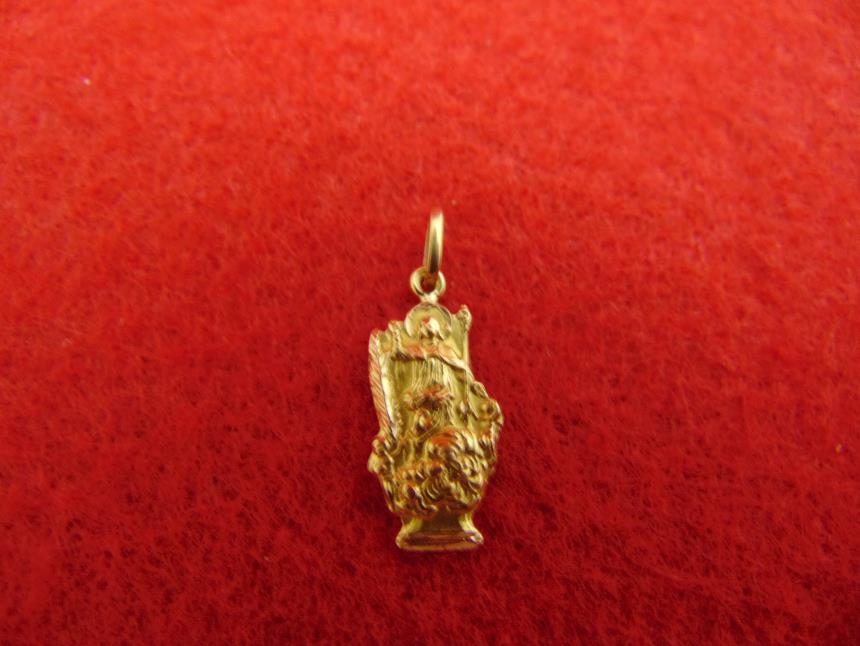 COLGANTE DE ORO DE 18 K
