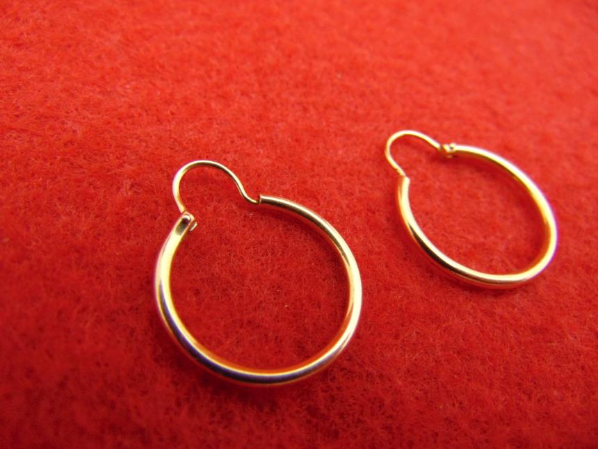 PENDIENTES DE ORO DE 18 K